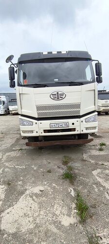 FAW CA 3310 8x4 Самосвал