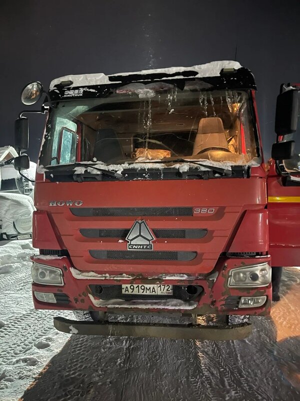 Howo ZZ 8x4 Самосвал — фото 1