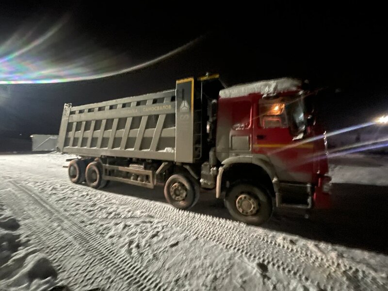 Howo ZZ 8x4 Самосвал — фото 3