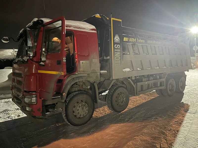 Howo ZZ 8x4 Самосвал — фото 4