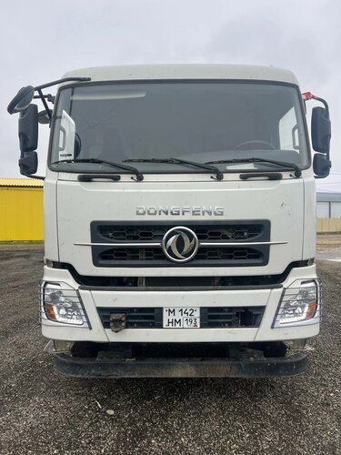 DongFeng KC 8x4 Самосвал