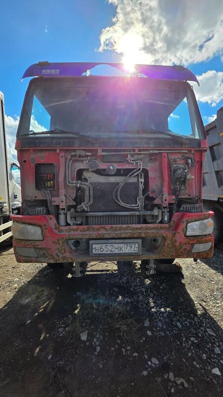 Howo ZZ 8x4 Самосвал — фото 1