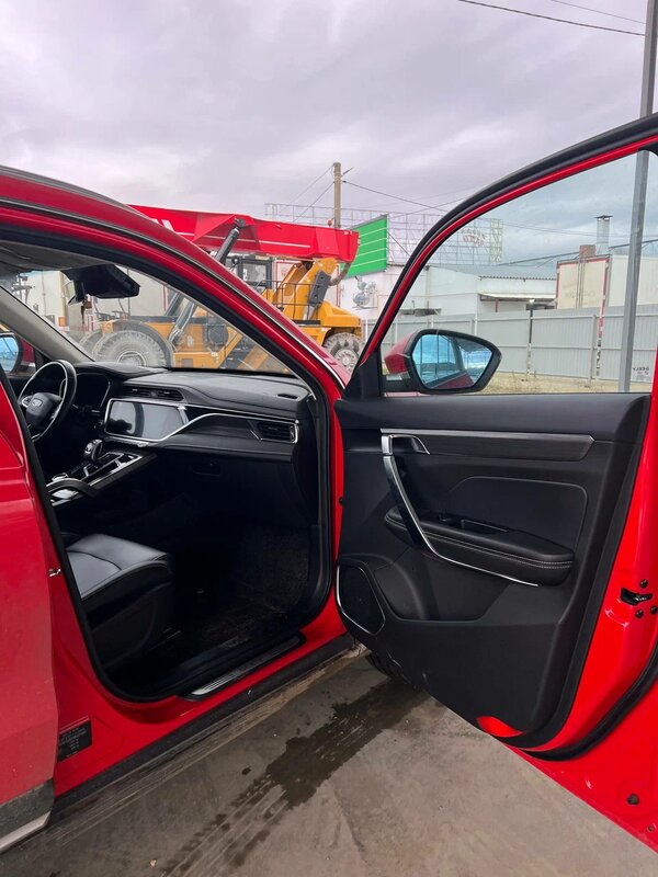 Geely Atlas Pro — фото 11
