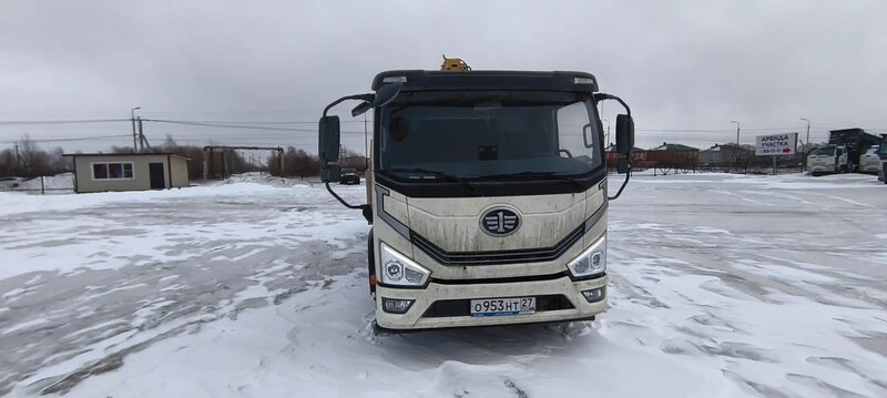 FAW Tiger V 4x2 Бортовой с КМУ — фото 1