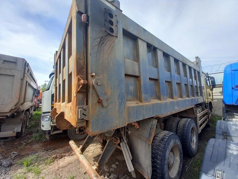 Shacman (Shaanxi) SX 6x6 Самосвал — фото 3