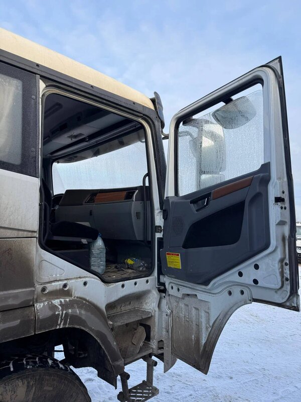 Shacman (Shaanxi) SX 8x4 Самосвал — фото 12