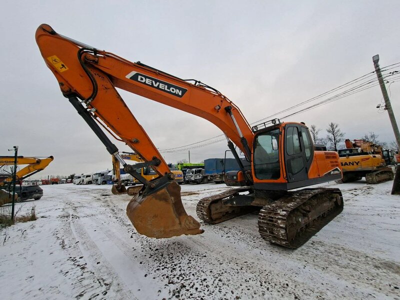 Doosan DX220 Экскаватор — фото 2
