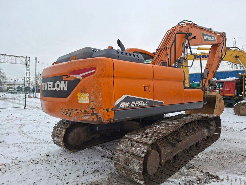 Doosan DX220 Экскаватор — фото 5