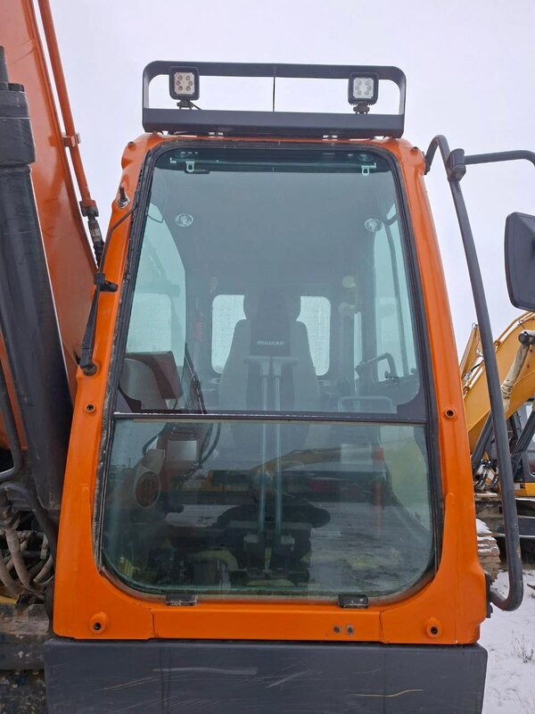 Doosan DX220 Экскаватор — фото 8