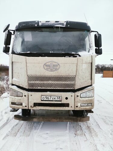 FAW J6 6x4 Самосвал