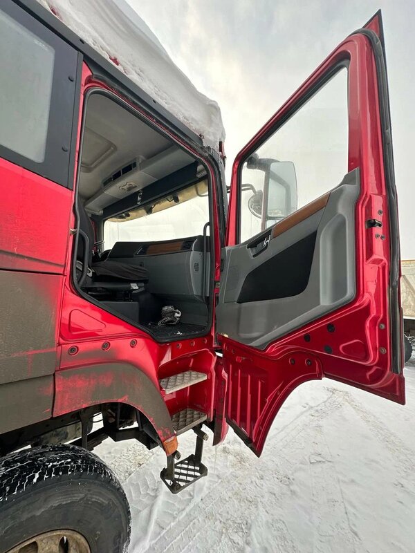Shacman (Shaanxi) SX 8x4 Самосвал — фото 10