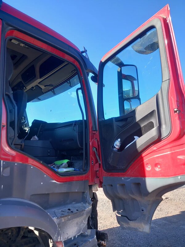 Mercedes-Benz AROCS 6x4 Седельный тягач — фото 10