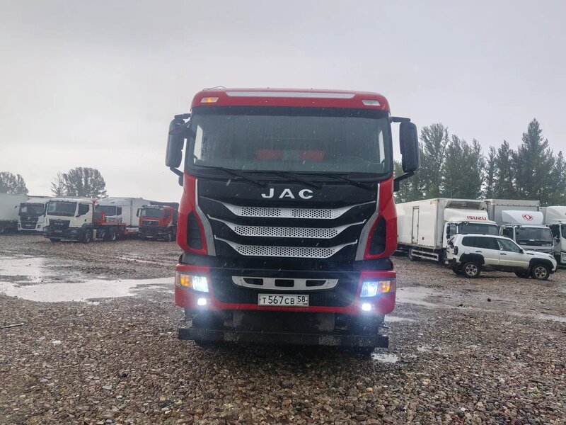 JAC N410 8x4 Самосвал — фото 1