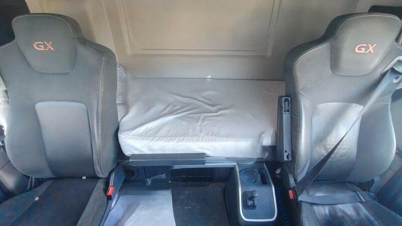 DongFeng GX 4x2 Седельный тягач — фото 12