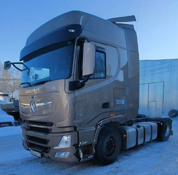DongFeng GX 4x2 Седельный тягач — фото 2