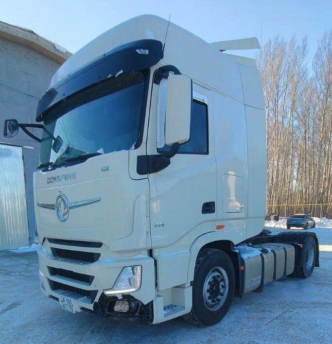DongFeng GX 4x2 Седельный тягач — фото 3