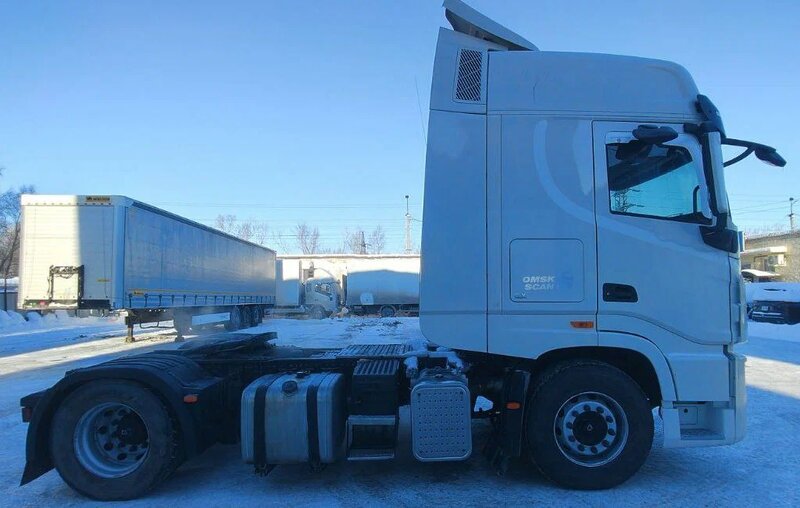 DongFeng GX 4x2 Седельный тягач — фото 4