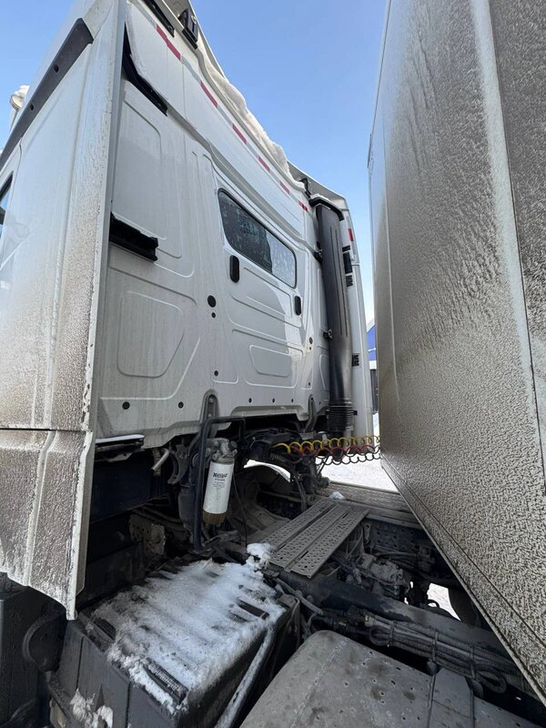 Mercedes-Benz ACTROS 4x2 Седельный тягач — фото 4