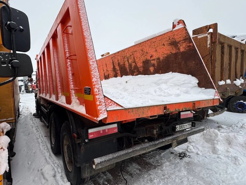 КамАЗ 65201 8x4 Самосвал — фото 4