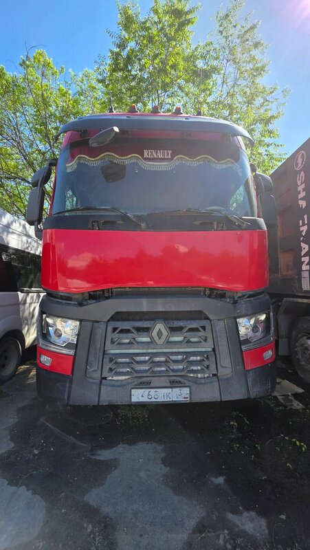 Renault T 4x2 Седельный тягач — фото 1