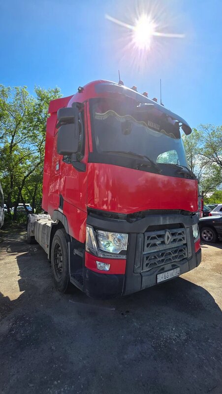 Renault T 4x2 Седельный тягач — фото 2