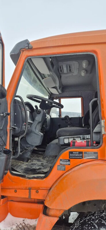 КамАЗ 6520 6x4 Самосвал — фото 12