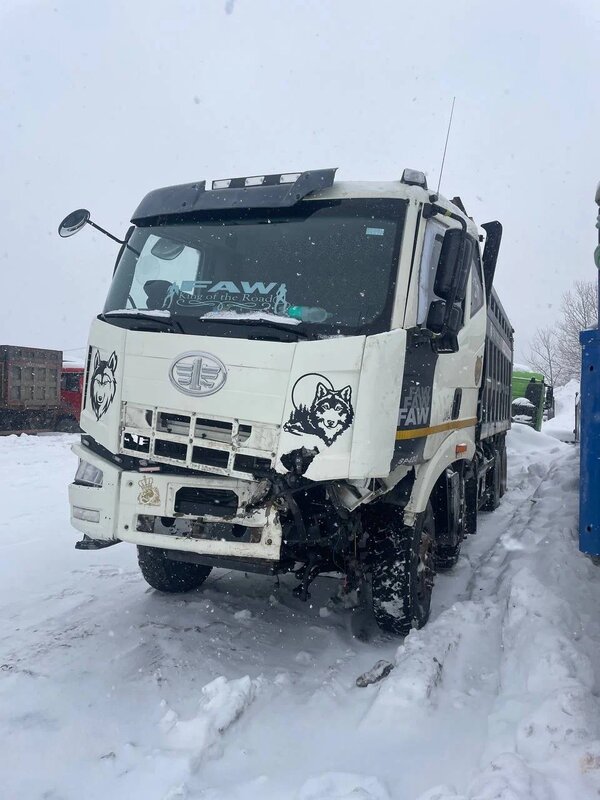 FAW J6 8x4 Самосвал — фото 3