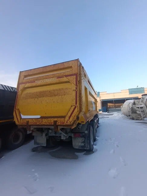 FAW J6 8x4 Самосвал — фото 5