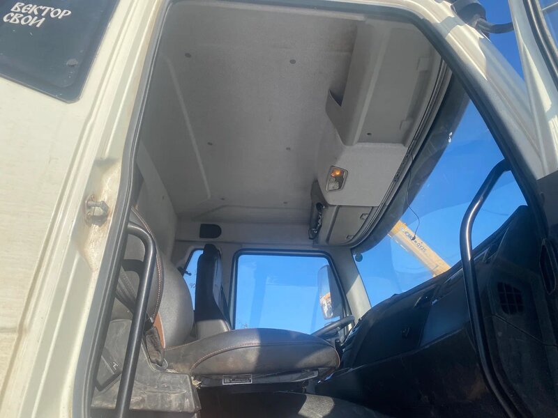 FAW J6 6x6 Самосвал — фото 8