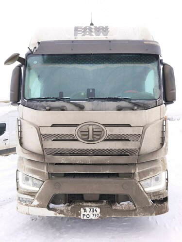 FAW J7 4x2 Седельный тягач