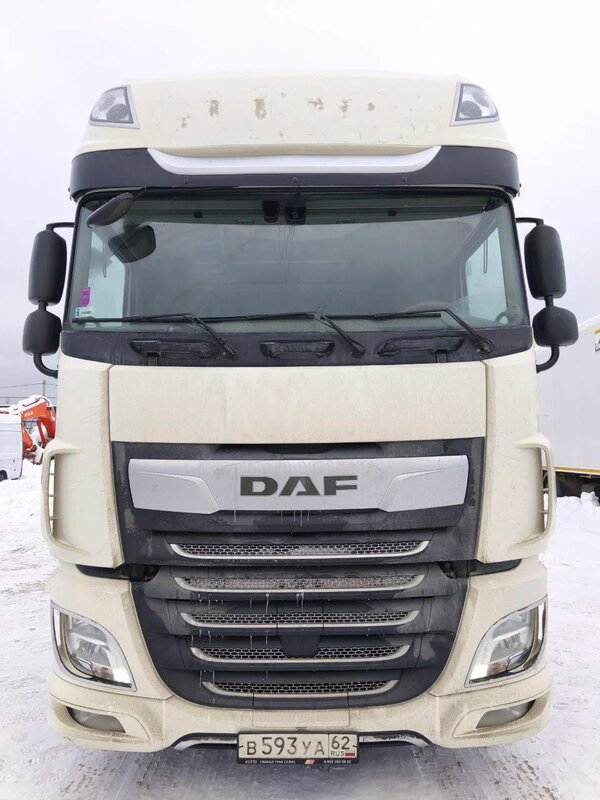 DAF XF 4x2 Седельный тягач — фото 1