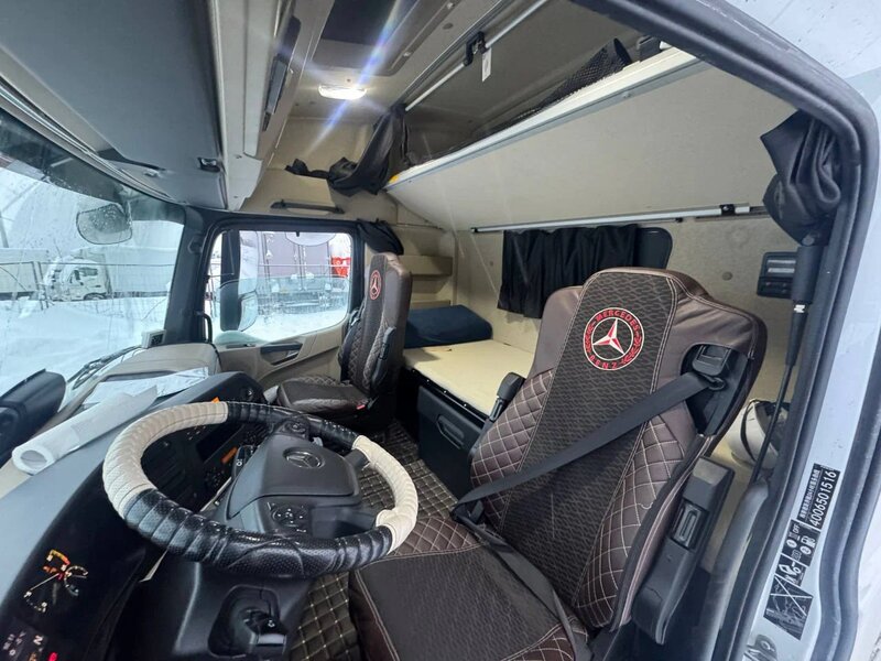 Mercedes-Benz ACTROS 4x2 Седельный тягач — фото 4