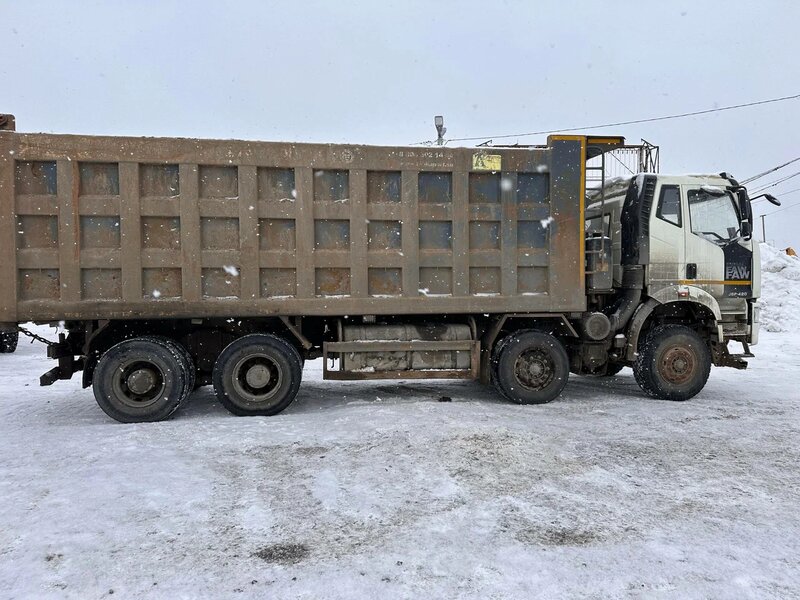FAW CA 3310 8x4 Самосвал — фото 4