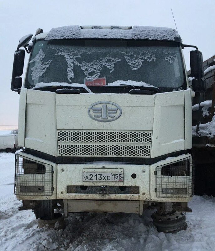 FAW J6 8x4 Самосвал — фото 1
