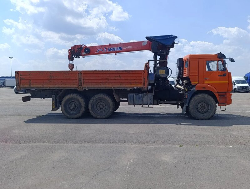 Строительные подъемные машины (СПМ) 732407 на шасси КамАЗ 43118 6x6 Бортовой с КМУ — фото 5