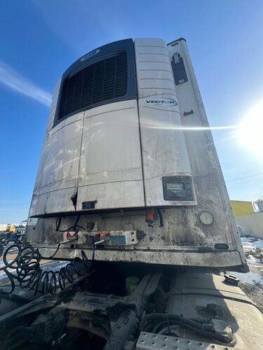 Schmitz Cargobull SKO24 Полуприцеп изотермический/рефрижератор