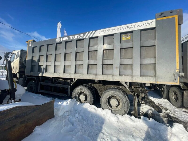 FAW J6 8x4 Самосвал — фото 5
