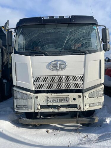 FAW J6 8x4 Самосвал