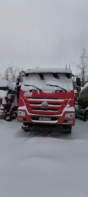 Howo ZZ 8x4 Самосвал — фото 1