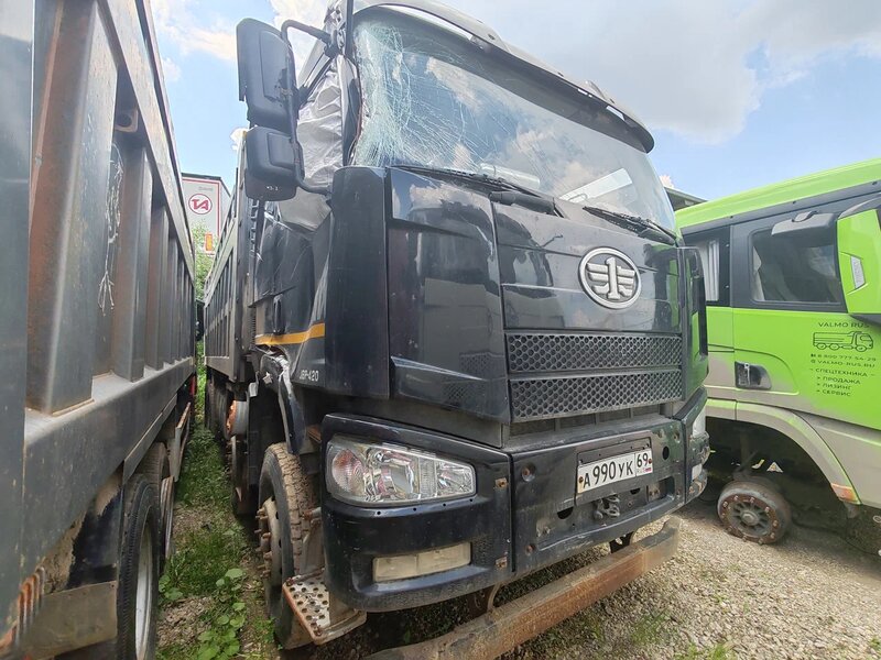 FAW J6 8x4 Самосвал — фото 2