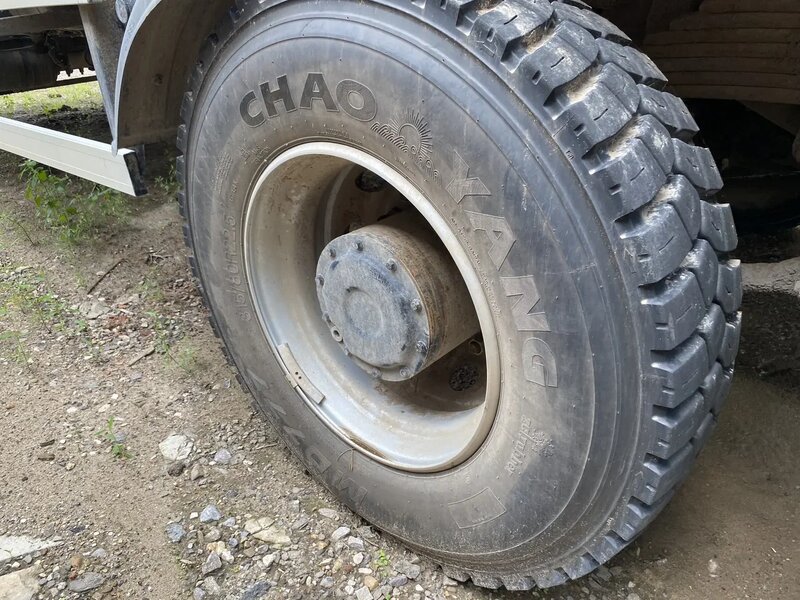FAW J6 6x6 Бортовой с КМУ — фото 12