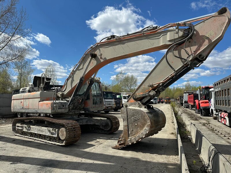 Doosan DX360 Экскаватор — фото 1