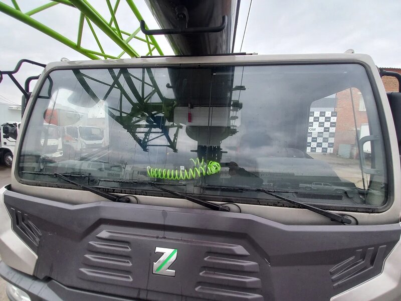 Zoomlion ZTC 6x4 Автокран — фото 13