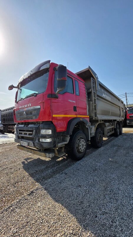 Howo T5G 8x4 Самосвал — фото 3