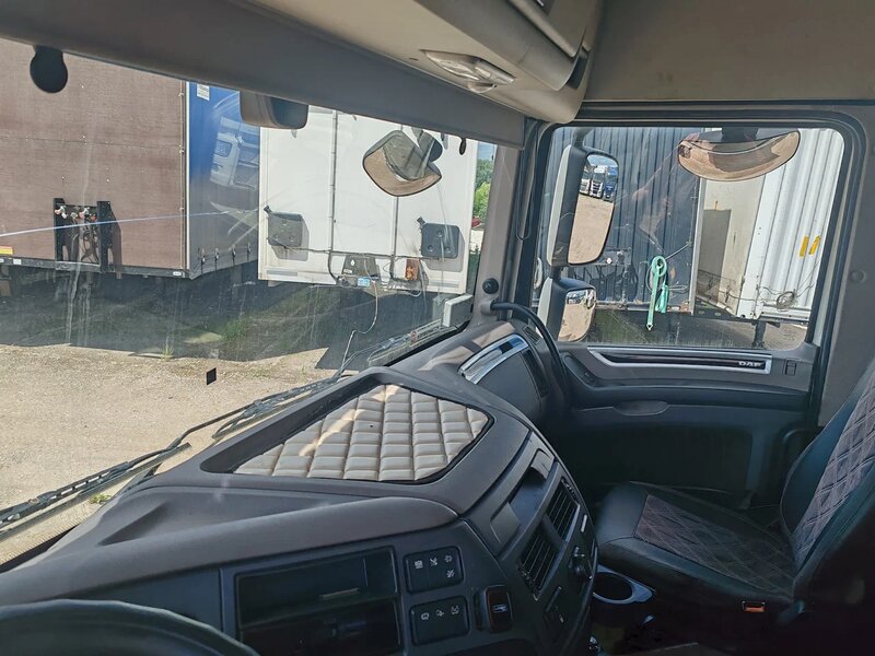 DAF XF 4x2 Седельный тягач — фото 9