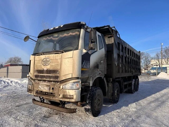 FAW J6 8x4 Самосвал — фото 1