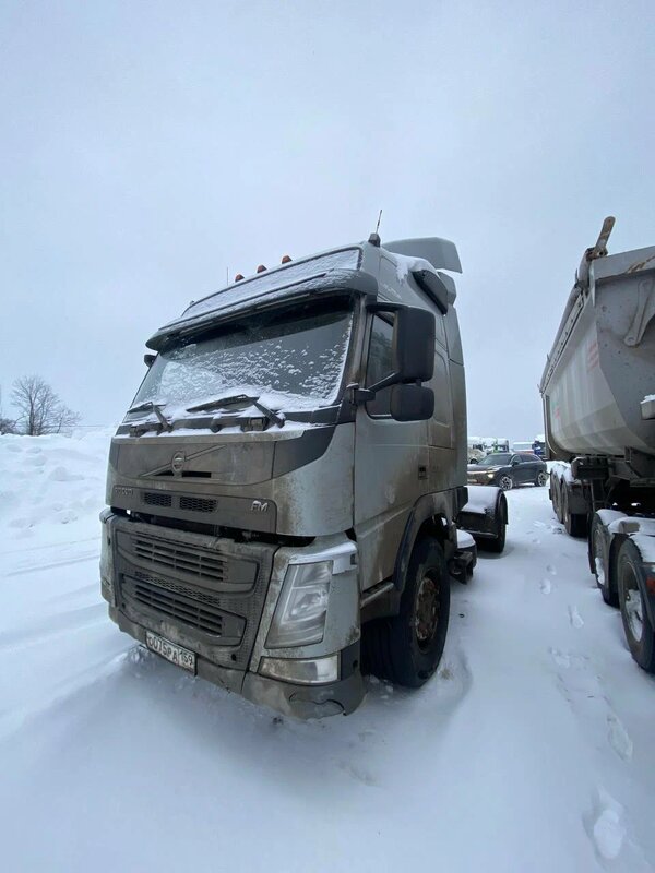 Volvo FM 4x2 Седельный тягач — фото 3