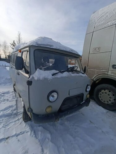 UAZ 3741 Грузопассажирский