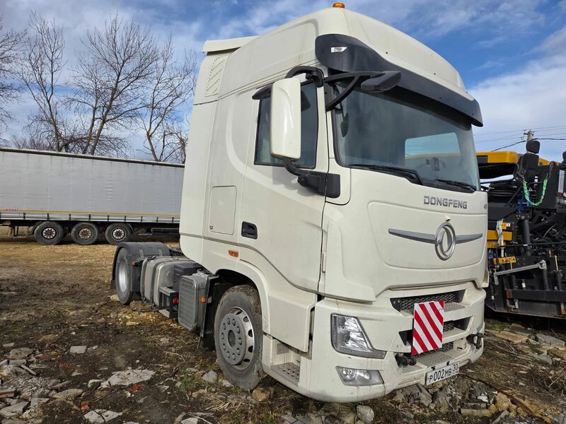 DongFeng GX 4x2 Седельный тягач — фото 2