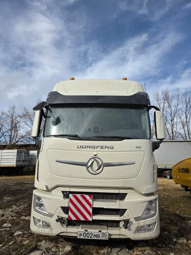 DongFeng GX 4x2 Седельный тягач